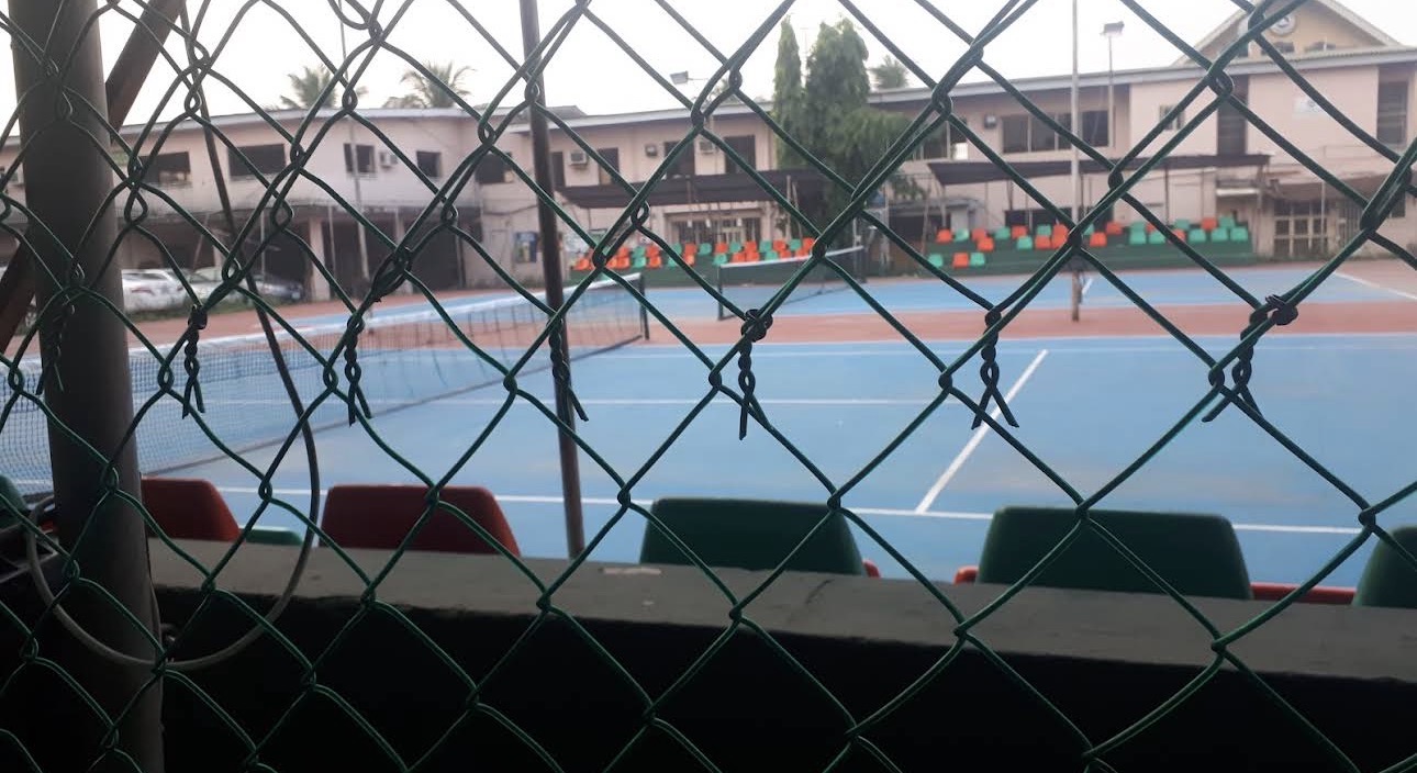 Monaliza Tennis Club seating